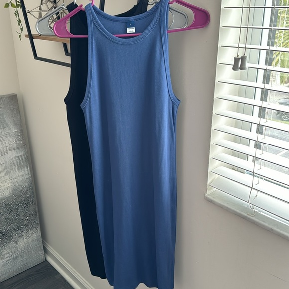 Old Navy Dress $10 Each - Picture 2 of 3